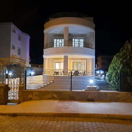 Private Luxury 5 Bedroom With Pool * ديديم