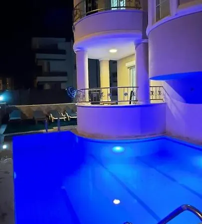 Private Luxury 5 Bedroom With Pool فيلة *